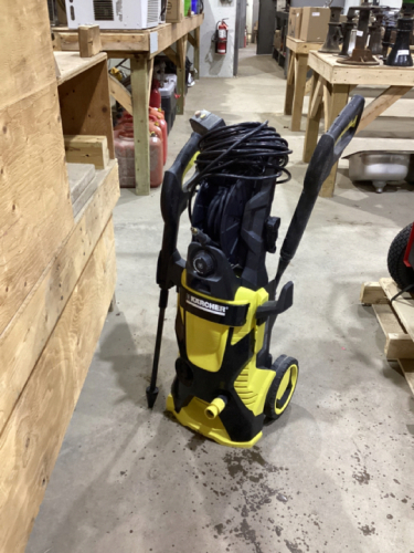 KARCHER ELECTRIC PRESSURE WASHER