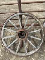 Wooden waggon wheel