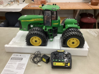 JOHN DEERE 9620 ERTL RC TRACTOR WITH REMOTE, BATTERY + CHARGER, MANUAL