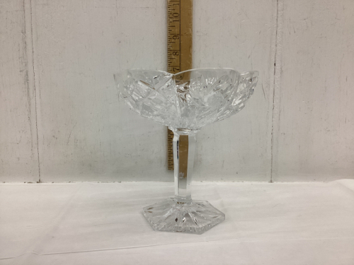 CRYSTAL CANDY DISH ON STAND - PINWHEEL