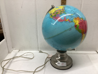 LIGHTED GLOBE