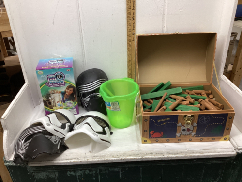 TREASURE CHEST AND LINCOLN LOGS, STARWARS MASKS, FISH CLEANING TANK