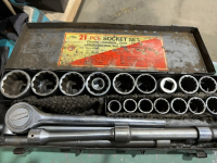 Three-quarter drive socket set