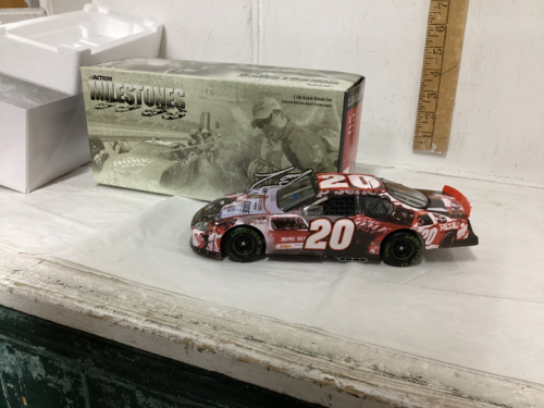 ACTION MILESTONES 2005 MONTE CARLO MODEL STOCK CAR