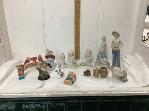 FLAT OF COLLECTIBLES- SOME HAVE BEEN REPAIRED