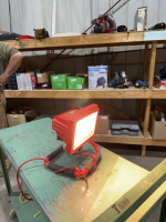 Single work light