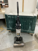 UPRIGHT EUREKA VACUUM