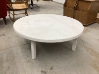 LOW ROUND COFFEE TABLE