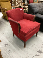 RETRO RED ARM CHAIR