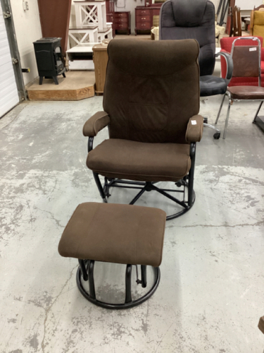 SWIVEL/GLIDER ROCKER W/ GLIDER FOOTSTOOL