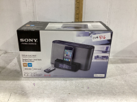 SONY DREAM MACHINE SPEAKER DOCK/CLOCK RADIO WITH REMOTE