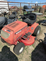 15.5 hp Mastecraft Riding lawnmower