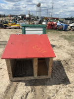 Rabbit/chicken hutch