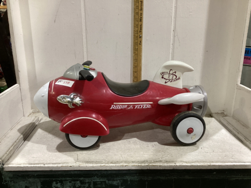 RADIO FLYER RIDE-ON TOY