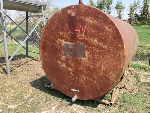 2000 gallon steel tank