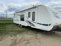 2011 JAYCO 29' JAYFEATHER BUMPER PULL