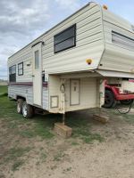 20' TERRY RESORT RV CAMPER