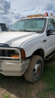 2006 Ford 1 ton picker truck