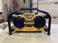 DEWALT RECHARGEABLE RADIO