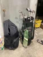 TIER GOLF BAG W/ ASSORTED CLUBS & TRAVEL BAG