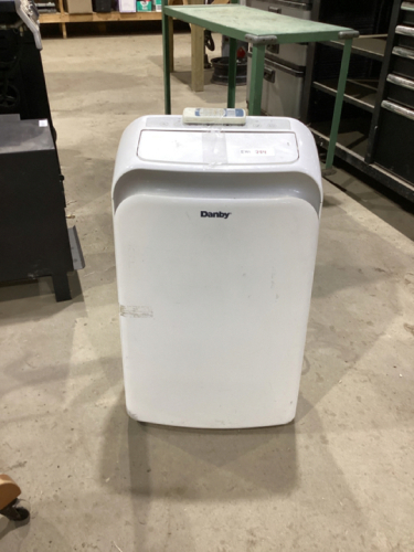 DANBY PORTABLE AIR CONDITIONER/DEHUMIDIFIER