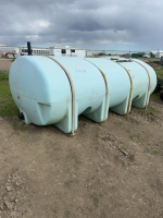 2000 gallon poly tank