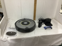 IROBOT ROOMBA VACUUM