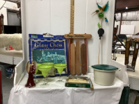 LARGE TOTE OF MISC DECOR & YARD ITEMS - WOOD SLED, SOLAR LIGHTS, PLASTIC MARGARITA GLASSES, GLASS CHESS