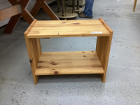 SMALL WOOD SHELF