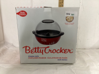 BETTY CROCKER POPCORN POPPER