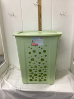 DEBBIE TRAVIS LAUNDRY HAMPER