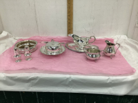 SILVERPLATE PIECES- ASSORTED MAKERS- WA ROGERS, SIMPSON HALL MILLER