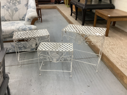 3 METAL NESTING TABLES/PLANT STANDS