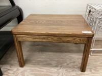 OAK END TABLE