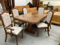 DOUBLE PEDESTAL DINING TABLE WITH LEAF AND 6 CHAIRS