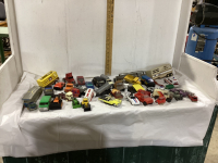 VINTAGE DINKY CARS/TRUCKS