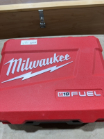 Milwaukee cordless drill set