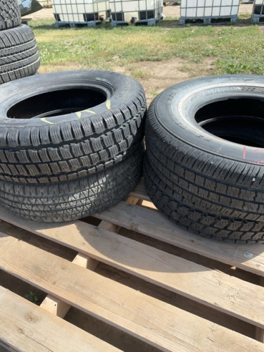 Pallet of 13 inch tires