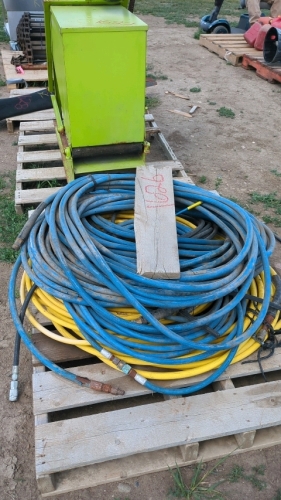 Pallet washer hose