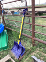 (2) PLASTIC SNOW SHOVEL