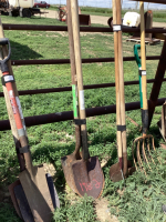 BUNDLE OF (3) SHOVELS