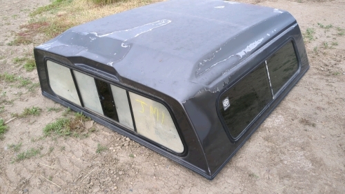 Truck canopy off of 2008 Dodge short box