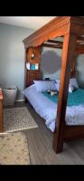 CALIFORNIA KING CANOPY BED FRAME - MIRRORED TOP(ONE MIRROR BROKEN)