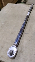 TORQUE WRENCH