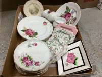 ASSROTED ROSE PATTERED DISH SET