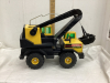 TONKA CRANE W/ SCOOP BUCKET