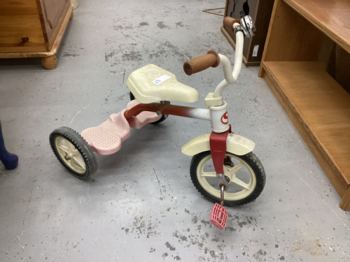 RETRO TRICYCLE