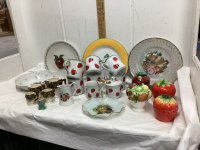 BOX W/ MISC FRUIT MOTIF DISH ITEMS - CREAM & SUGAR, PLATES, MUGS, ETC