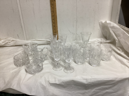 PINWHEEL CRYSTAL GLASSWARE