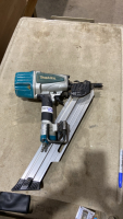 MAKITA AIR NAILER